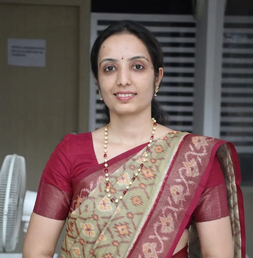 Dr. Deepti J. Thakkar
